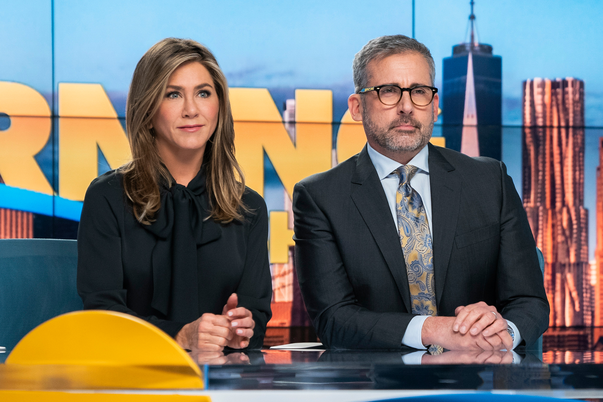 Серию шоу. The morning show. Утреннее шоу от Apple. Ток шоу про харассмент. Morning show CNN.