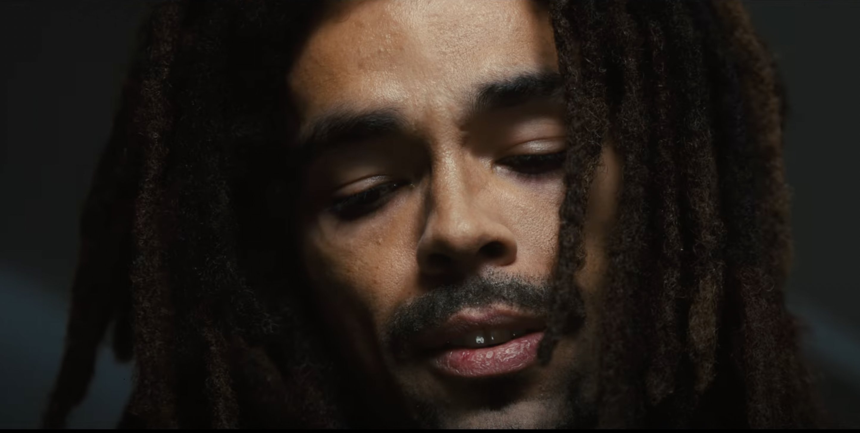 Bob marley one love 2024. Боб Марли: одна любовь (2024) Bob Marley: one Love трейлер. Боб Марли: одна любовь 2024 Парамаунт. Боб Марли сотня.