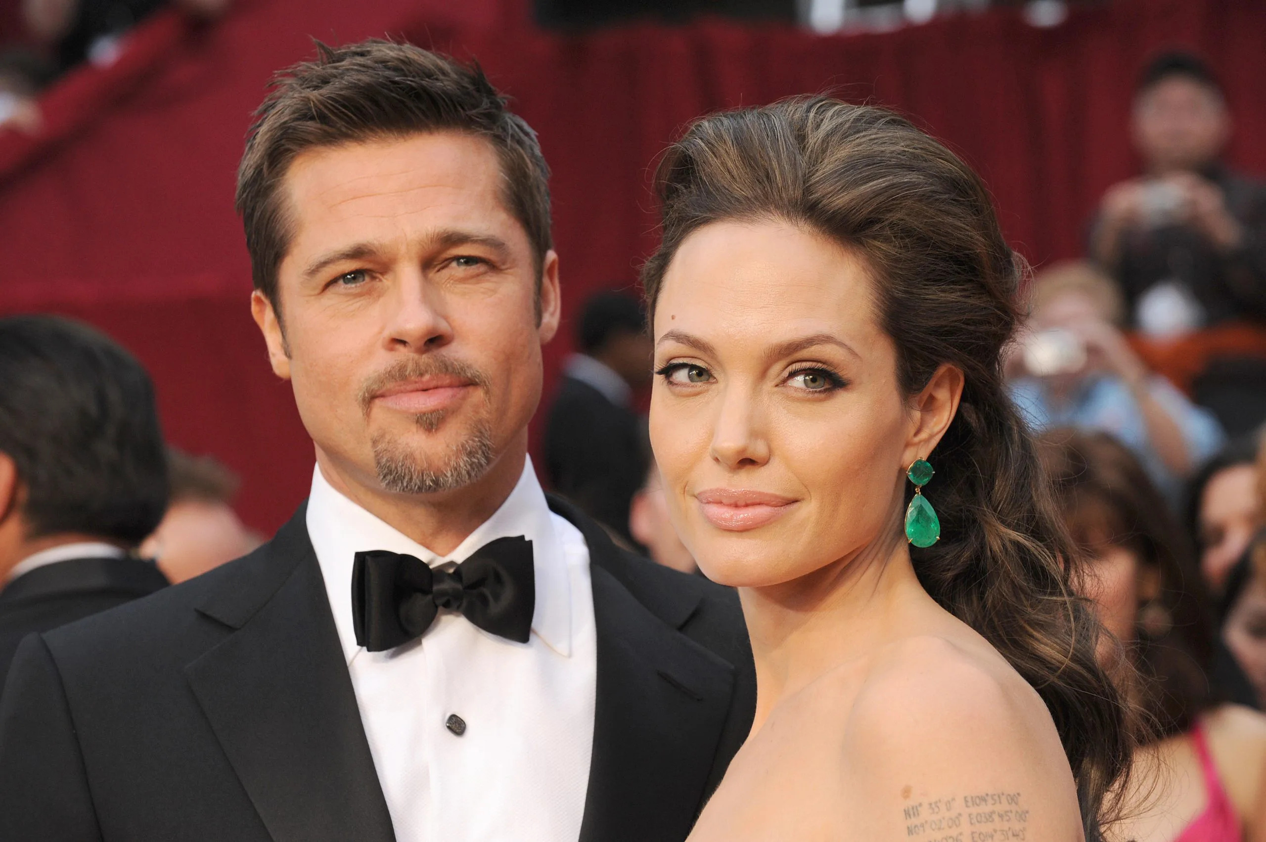 Анджелина Джоли представит в суде доказательства о домашнем насилии со стороны Брэда Питта