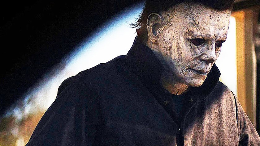 Майкл Майерс готов убивать: кадр из новой части «Хэллоуина»