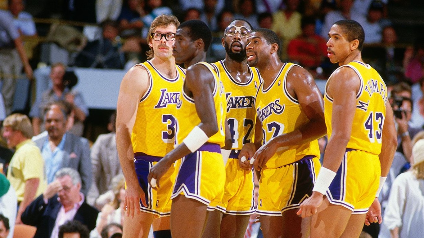 Hulu выпустит документальный сериал про команду Los Angeles Lakers