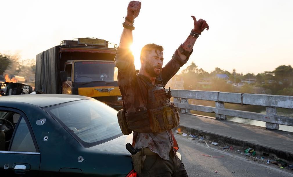 Крис Хемсворт завершил съёмки в боевике «Дакка» от братьев Руссо