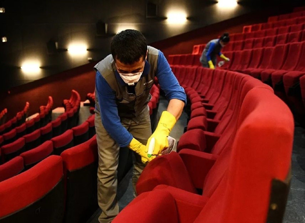 Правительство РФ закроет все кинотеатры страны из-за коронавируса