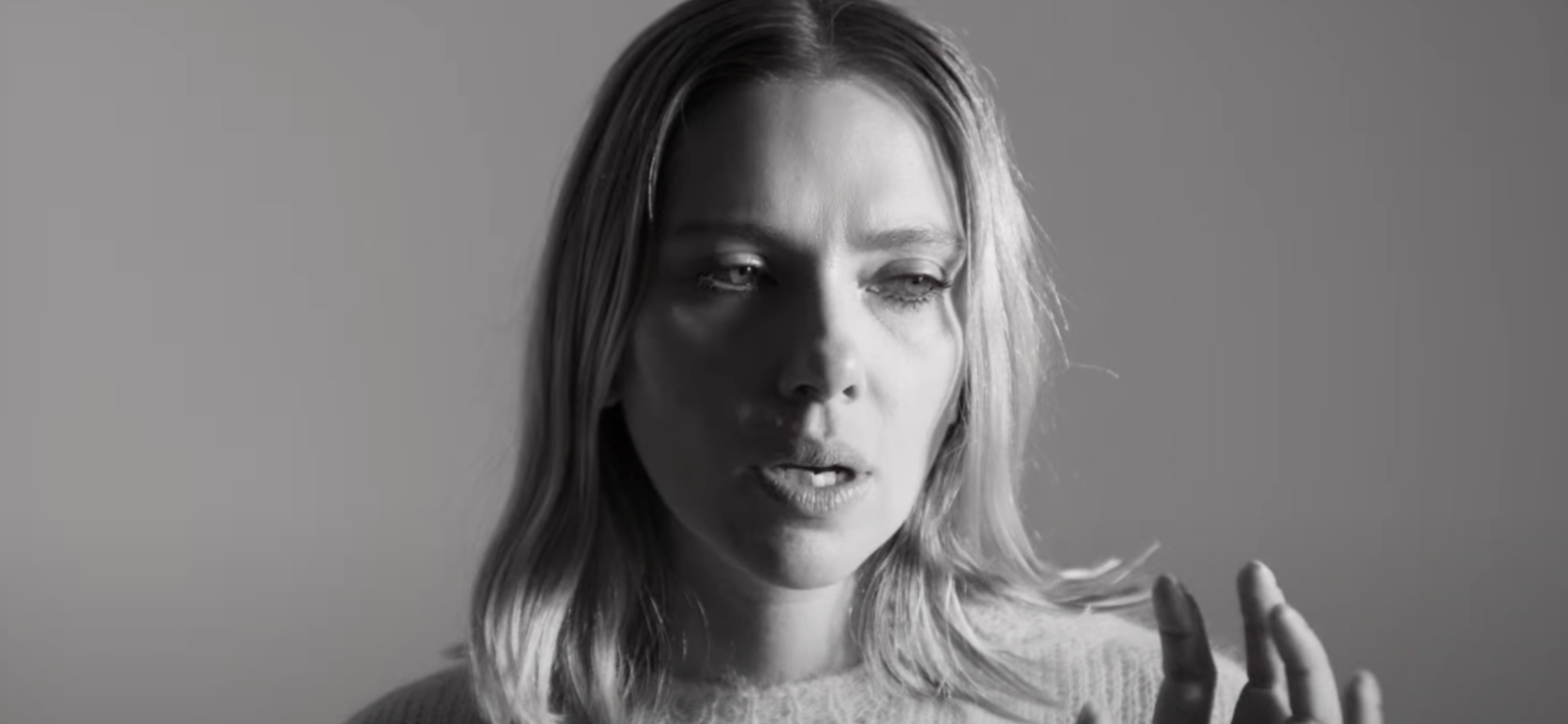 Скарлетт Йоханссон снялась в рекламе Prada от режиссёра «Побудь в моей шкуре»