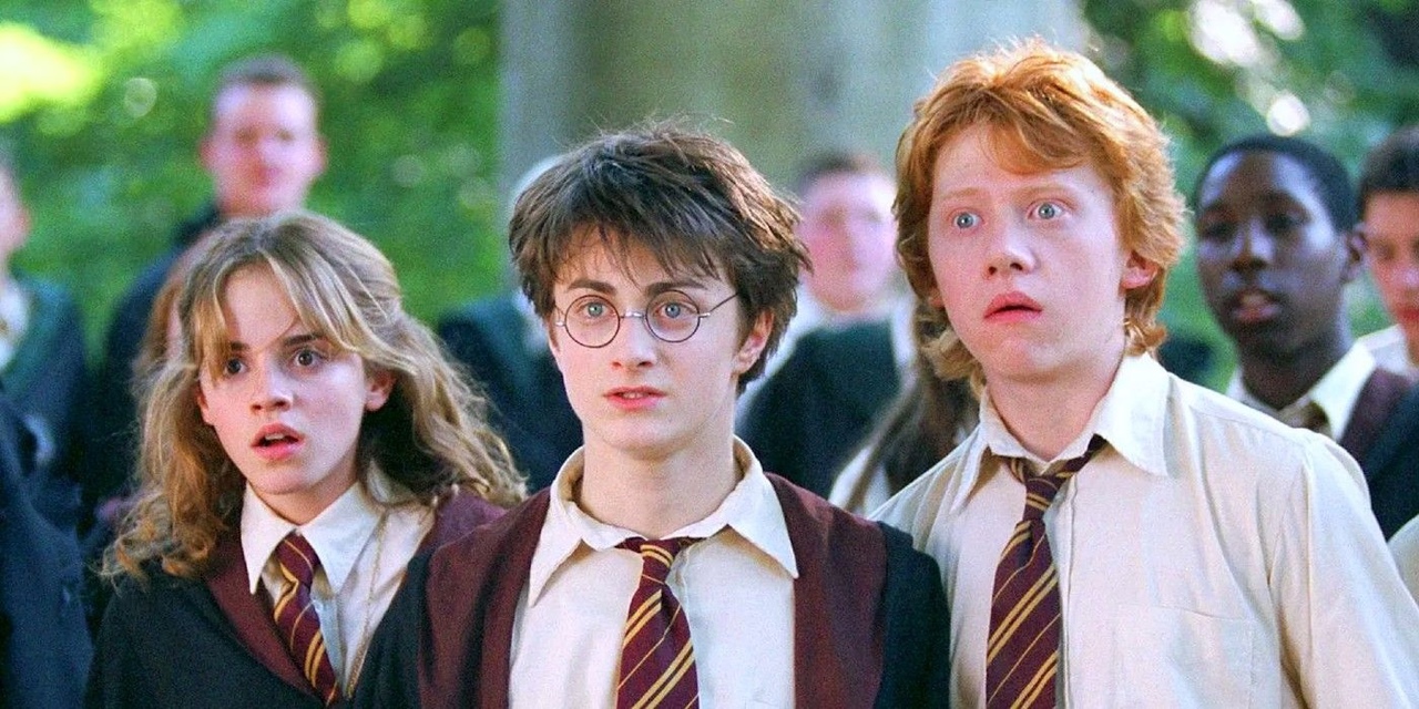 Актёры «Гарри Поттера» воссоединились на первом фото со съёмок «Возвращения в Хогвартс»