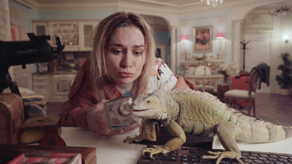 Мария Машкова на съемочной площадке сериала «Света с того света»