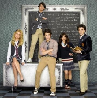 Братья Джонас (сериал, 2009, 2 сезона) — Фильм.ру