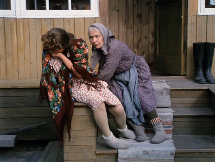 Любовь и голуби (1985) — Фильм.ру
