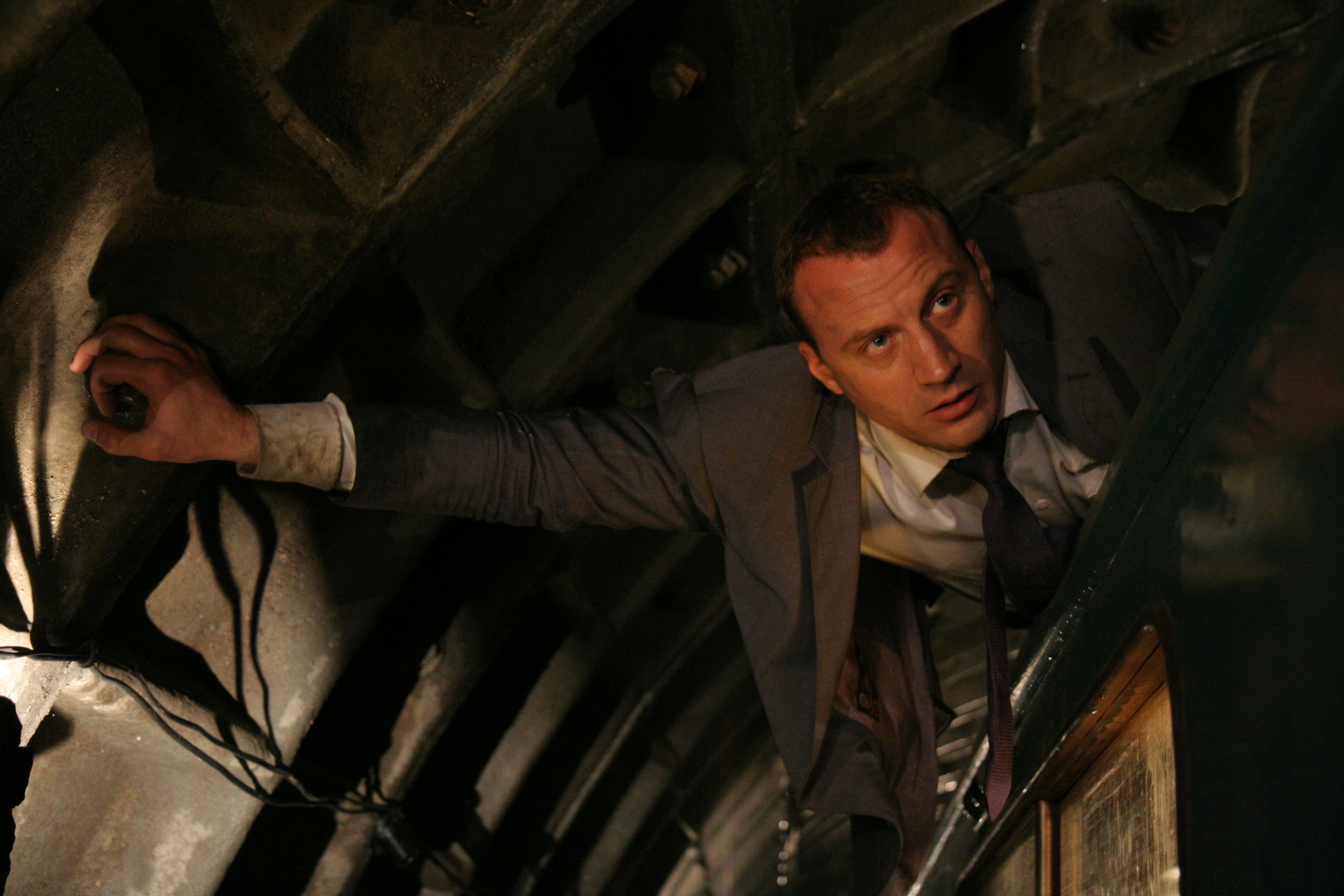 Метро (2012) — Фильм.ру