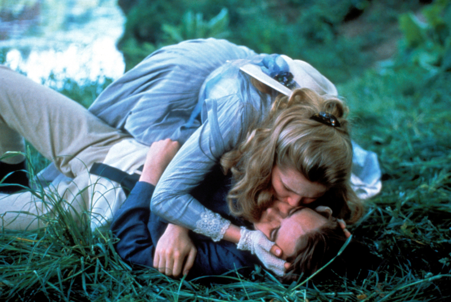 Первая любовь (2001) - Фото и кадры из фильма - Фильм.ру