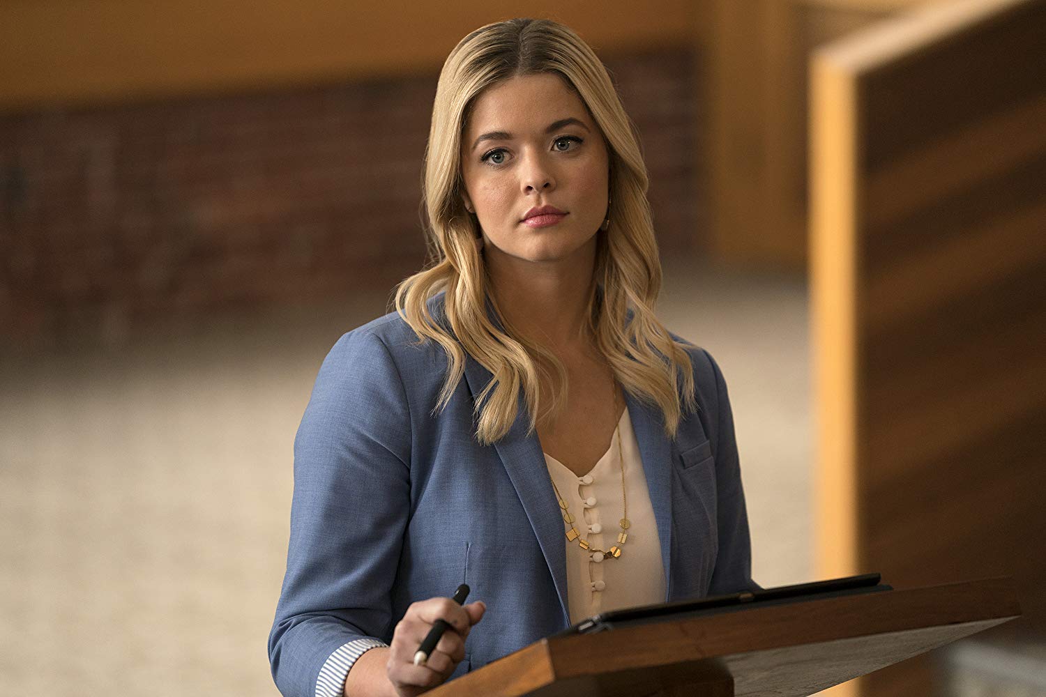Pretty little liars 2019