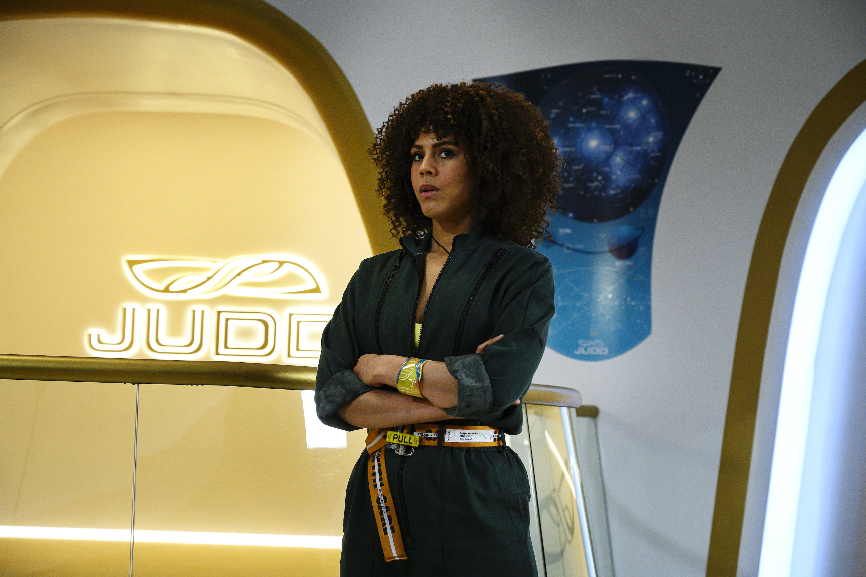 Авеню 5 (сериал, 2020, 2 сезона) — Фильм.ру