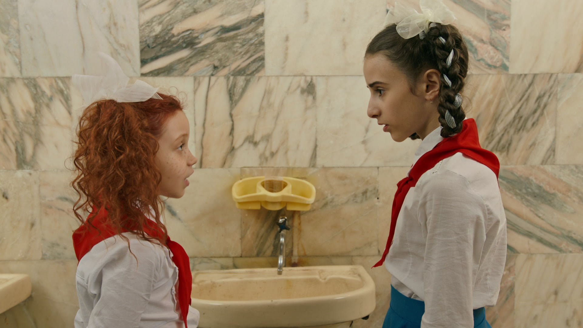 Манюня (сериал, 2021, 3 сезона) — Фильм.ру