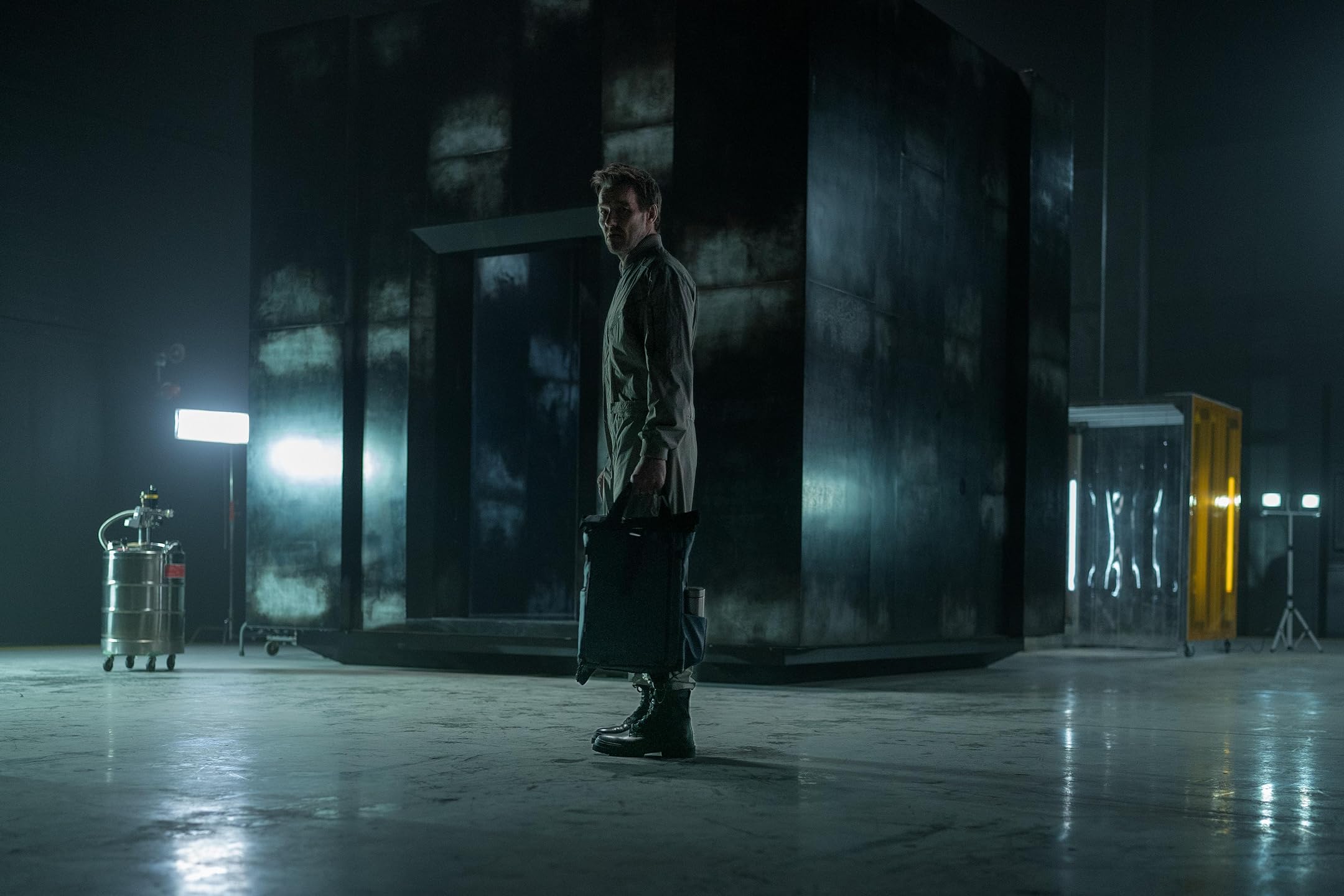 Темная материя (сериал, 2024, 1 сезон) — Фильм.ру