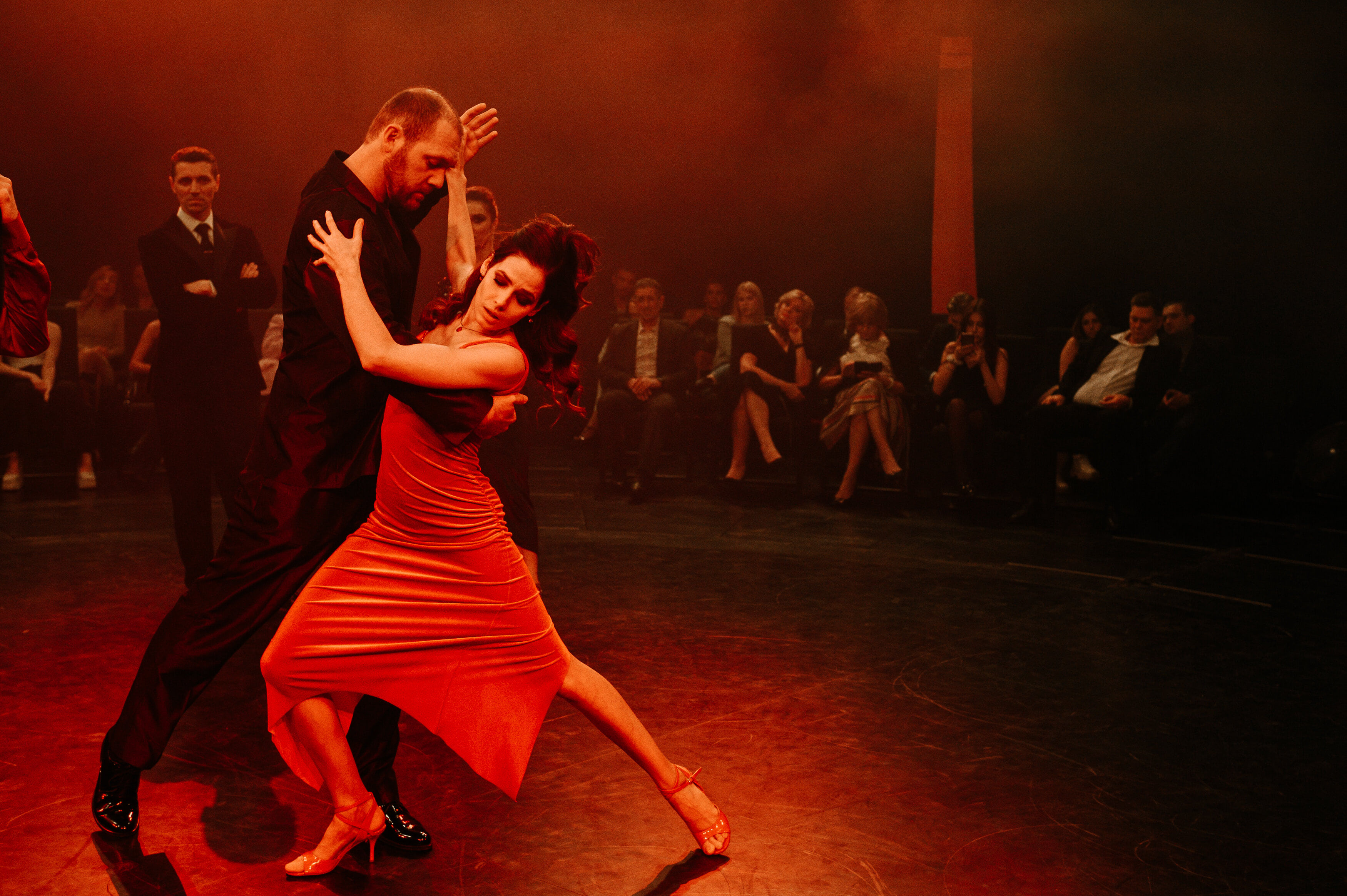 Танго на осколках (сериал, 2025, 1 сезон) — Фильм.ру