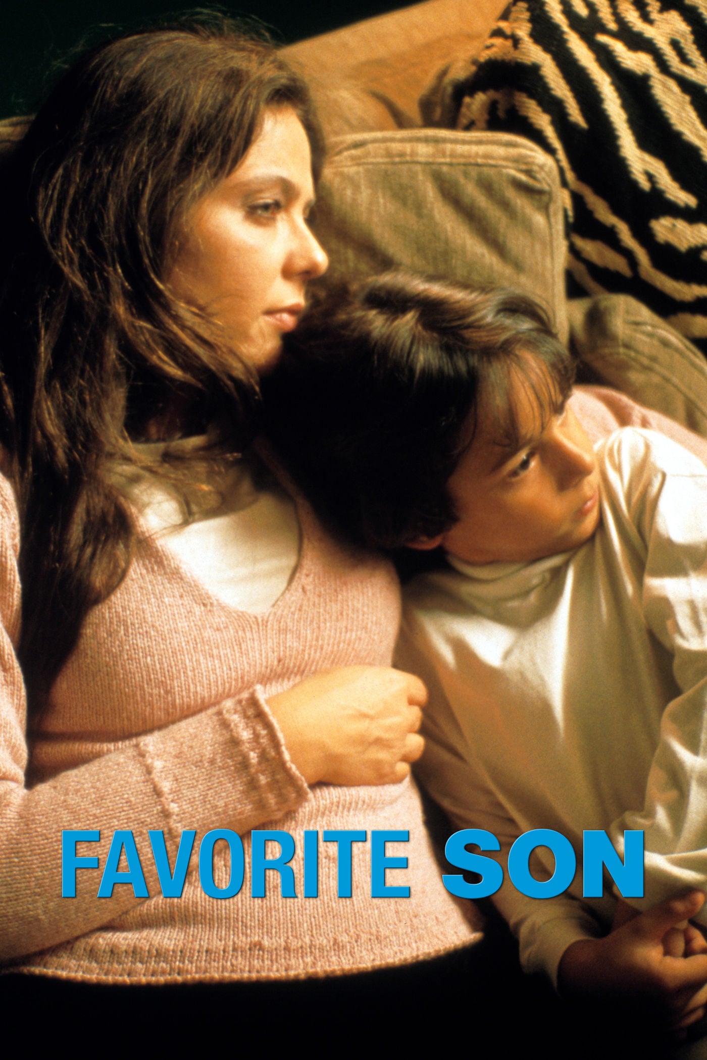 Любимый сын (2001) - Постеры - Фильм.ру