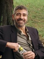 Джордж Клуни сейчас снимается в фильме 