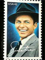 После долгих лет обсуждений с Frank Sinatra Enterprises -- конторой, управляющий правами на использование записей Фрэнка Синатры, -- Universal, наконец, объявила о том, что байопику про легендарного исполнителя быть, и, более того, место режиссера предложила Мартину Скорсезе
