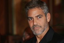 Клуни возьмется режиссировать сюжет об американском командующем среди кубинских повстанцев -- реальную историю, описанную месяц назад в The New Yorker