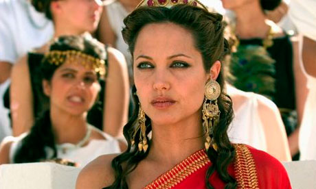Анджелина Джоли сказала, что проект Скотта Рудина возобновлен и намекнула на возможное завершение карьеры после роли египетской царицы