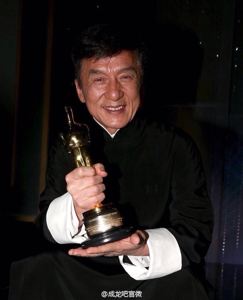 Джеки Чан удостоился почетного «Оскара»