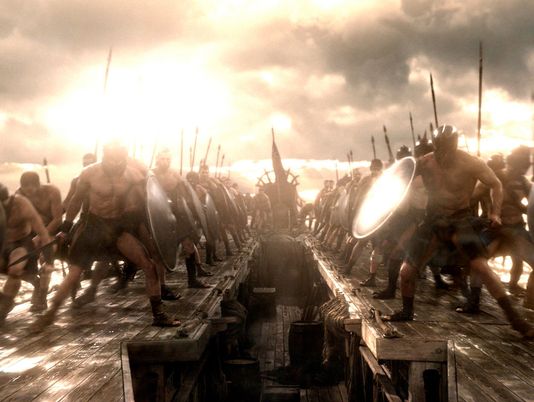 За несколько месяцев до релиза мы увидели первый кадр новых "300 спартанцев" и узнали некоторые детали сюжета. Выяснилось, что стилистика та же, история другая