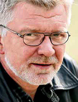 Александр Гарцуев