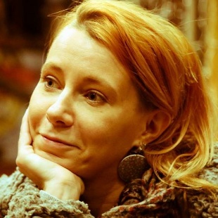 Александра Колесникова