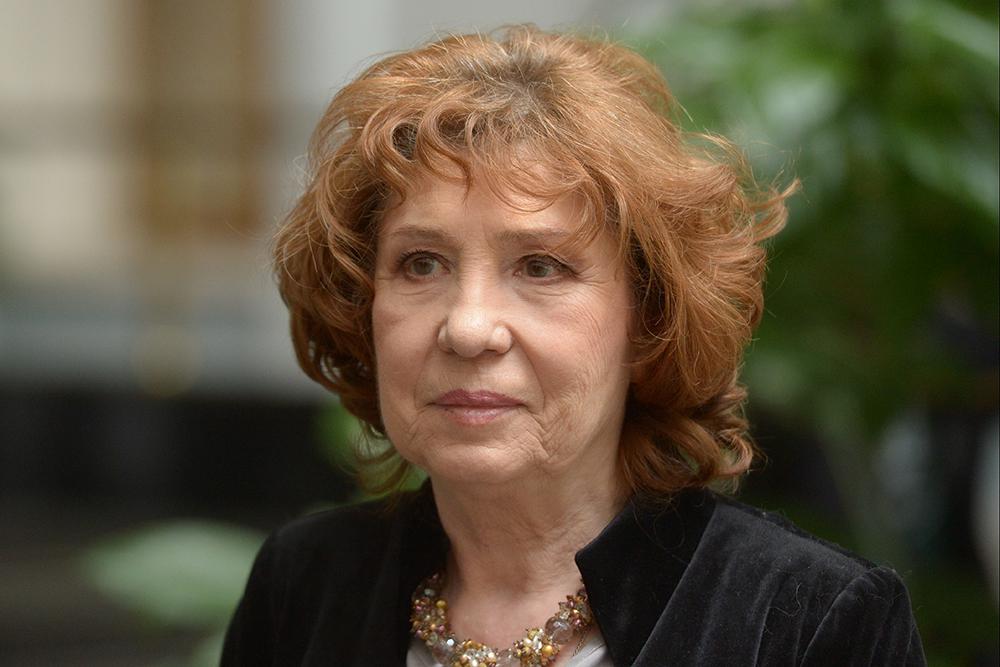 Елена Камбурова