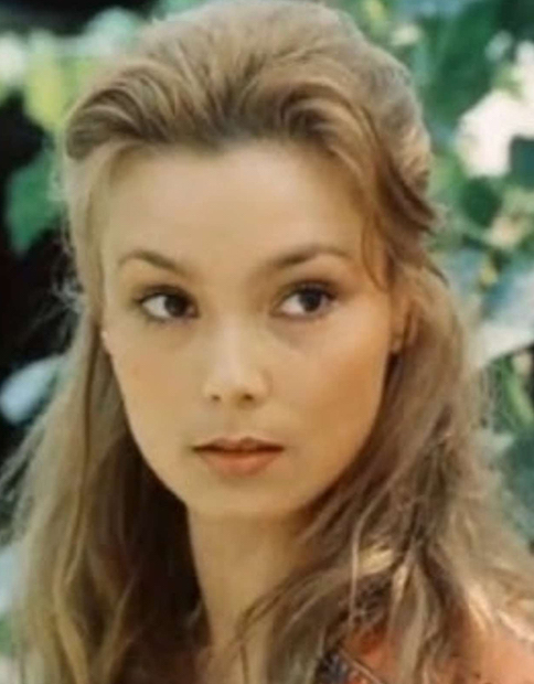 Лариса Белогурова
