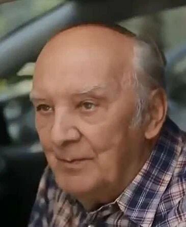 Евгений Гуслинский