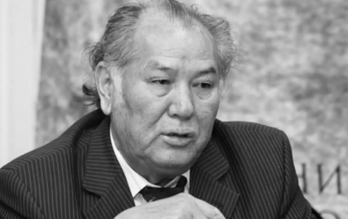 Дулат Исабеков