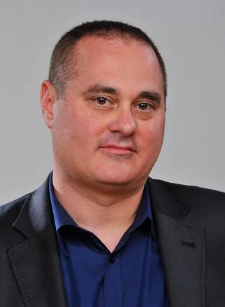 Дуглас Тирола