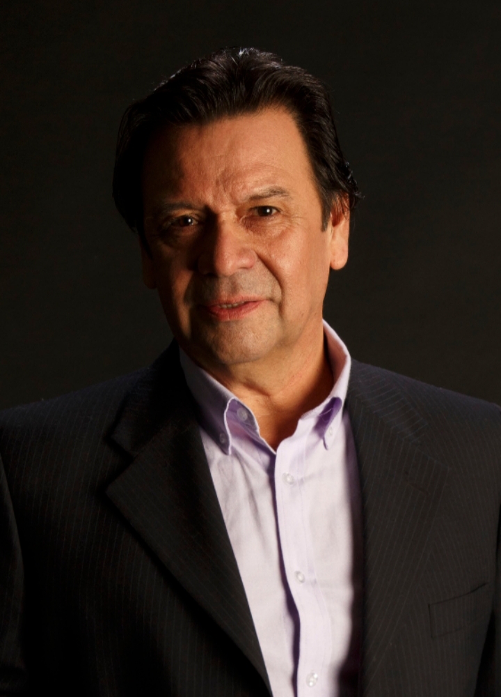 Карлос Мартинес