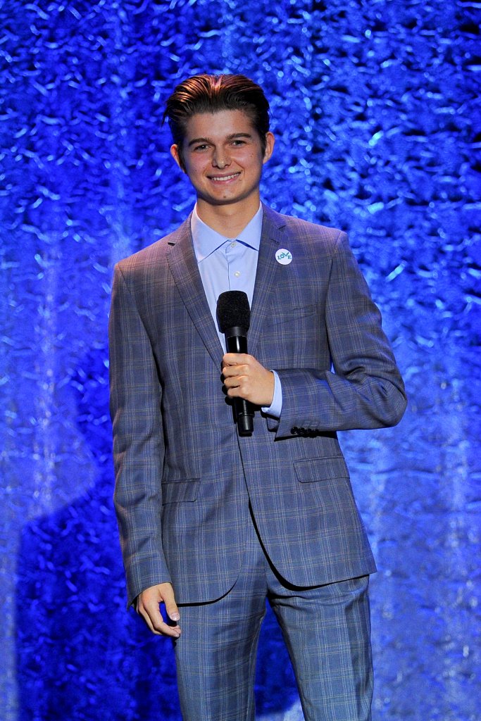 Кэмерон Бернетт