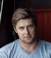 Илья Домбровский