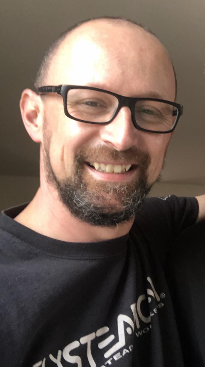 Ангус Митчелл