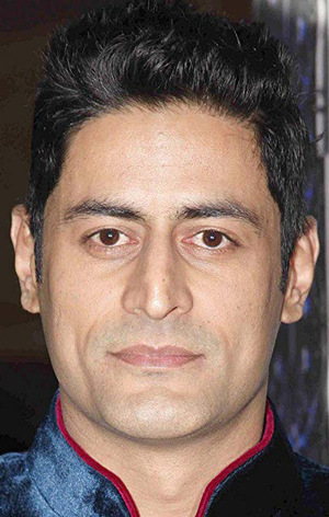 Мохит Рэйна