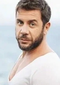 Джордж Сиугас