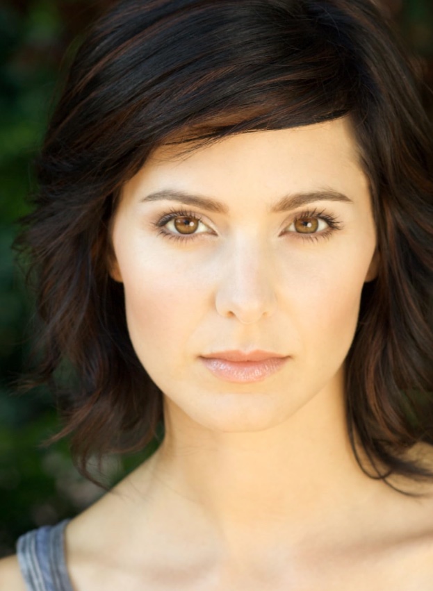 Кармен Николь