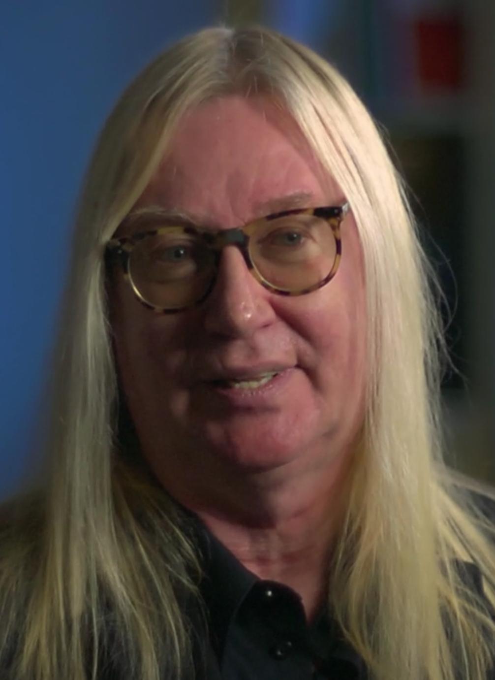 Деннис Дермоди