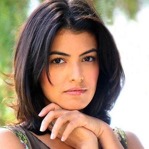 Николь Тубиола