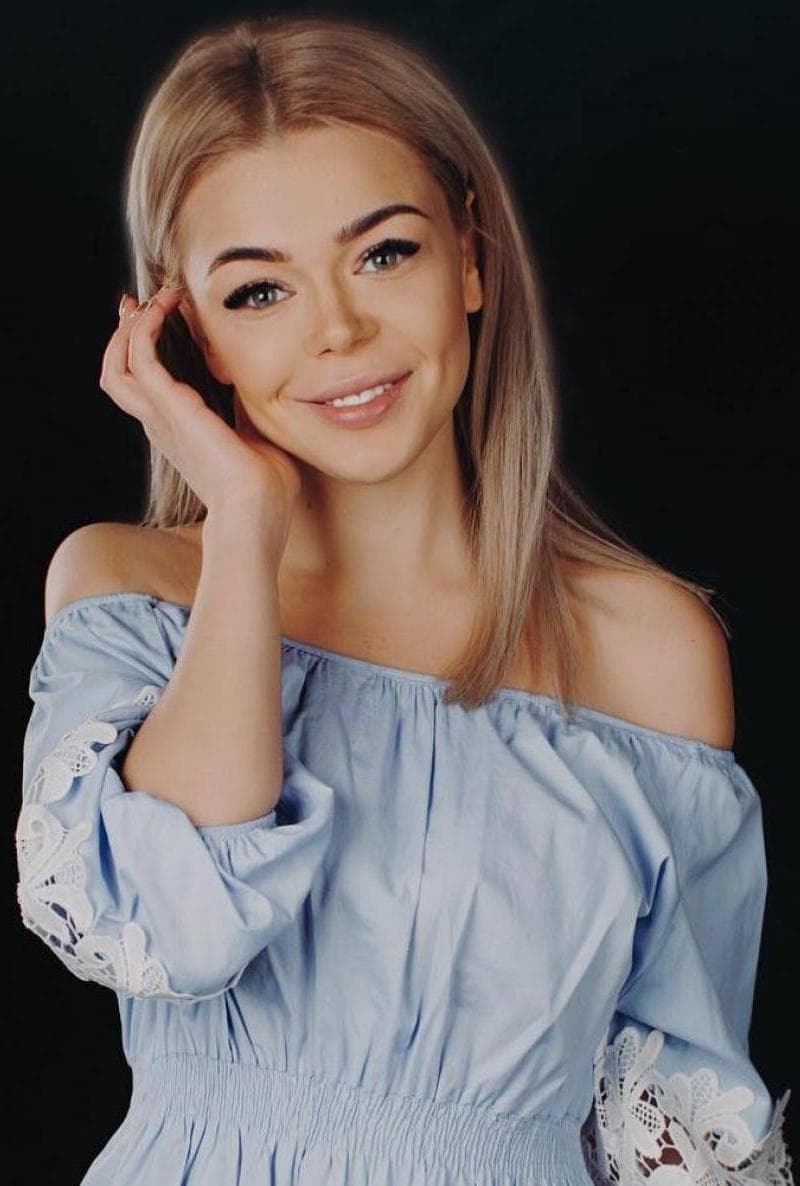 Алина Гросу