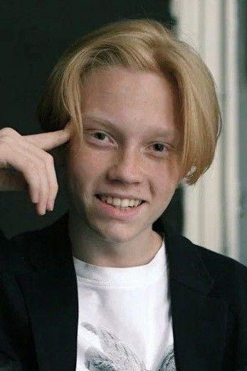 Максим Титов