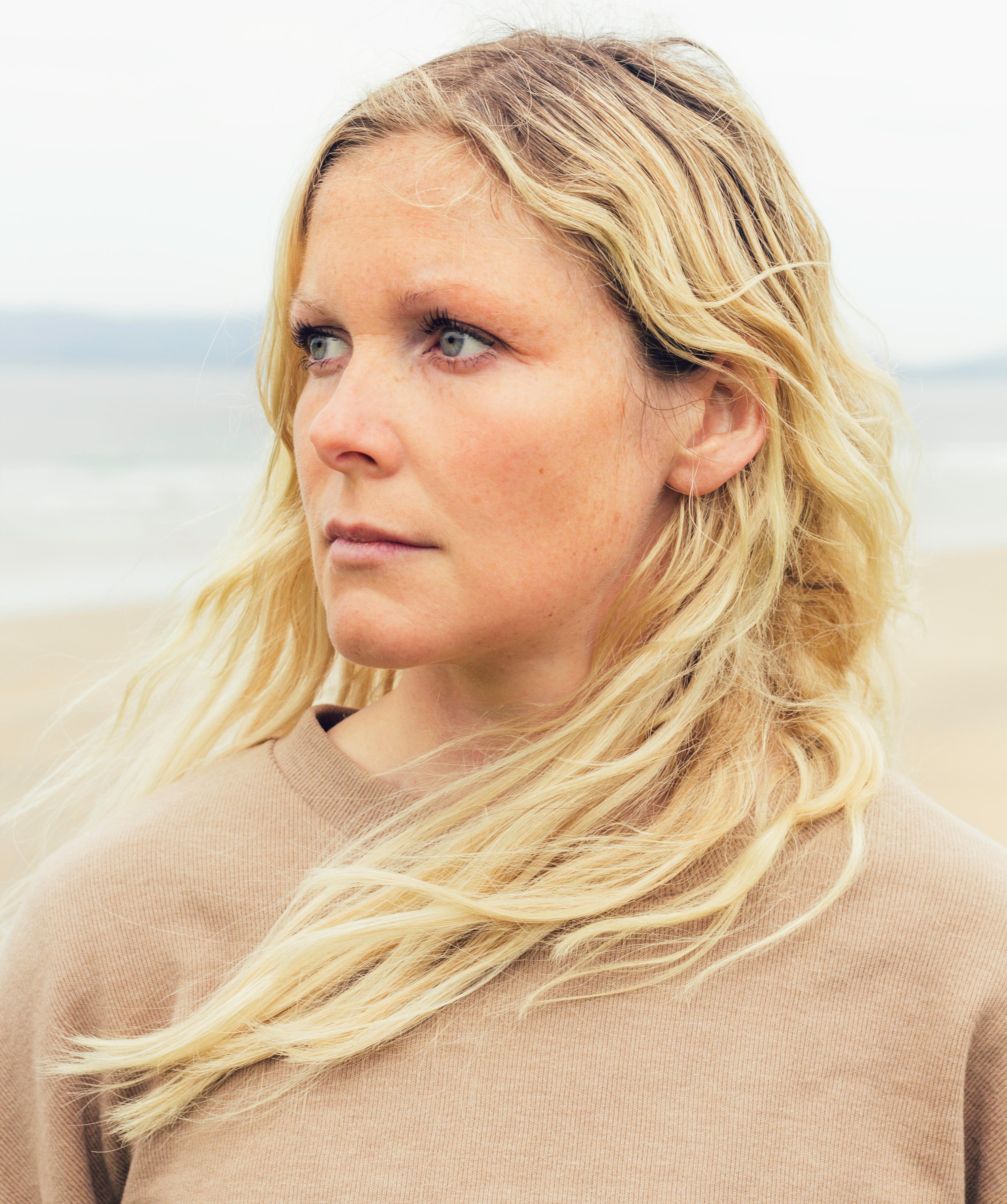 Кэролин  Харви