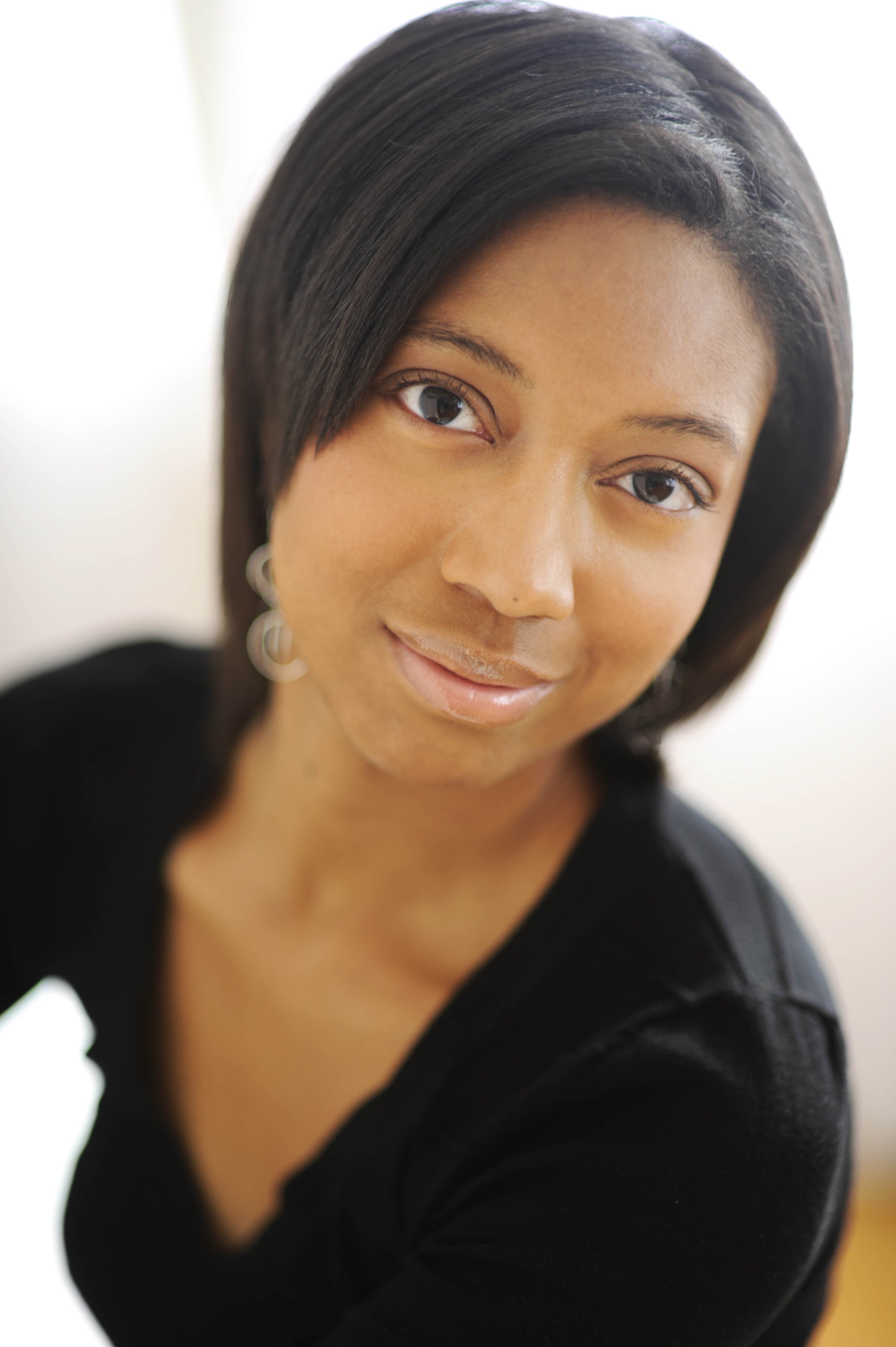 Анисса Смит