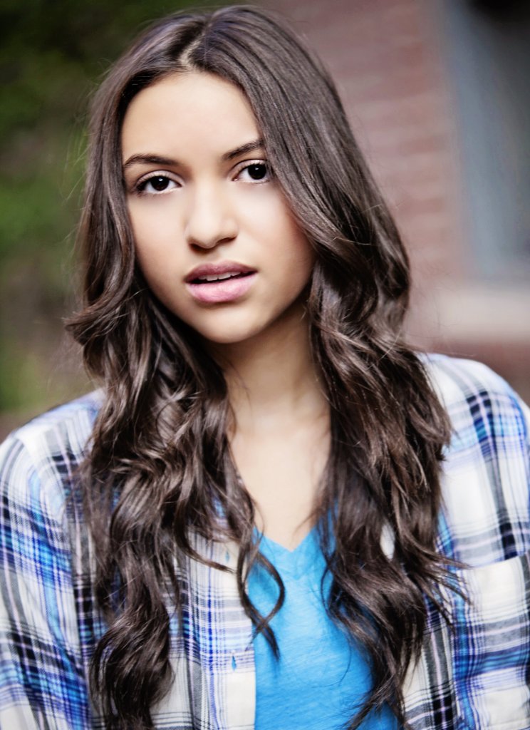teen latina casting