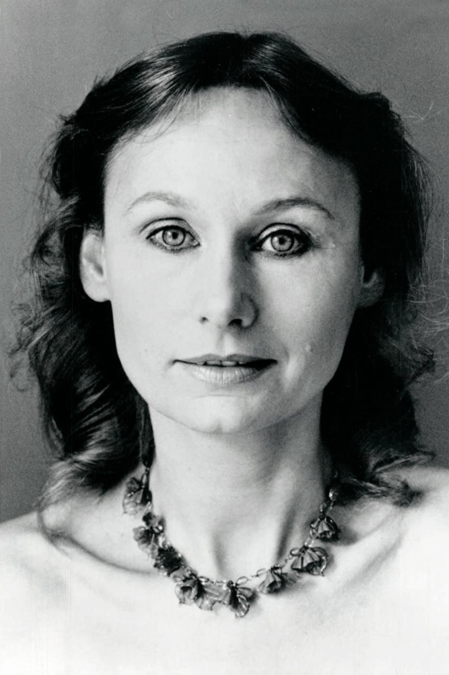 Angela Pleasence. 