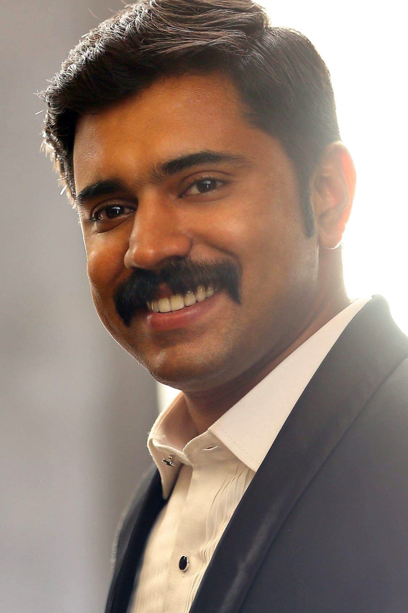 Nivin Pauly