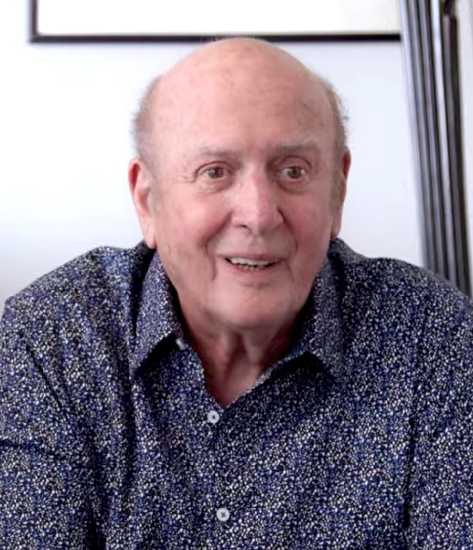 Майк Столлер